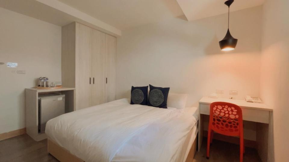 Hotel Huru House ไถจง ภายนอก รูปภาพ